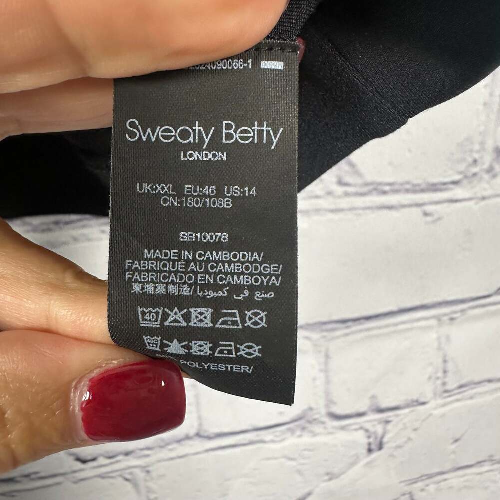 Sweaty Betty Stamina Seamless Sports Bra - Black - Picture 6 of 6
